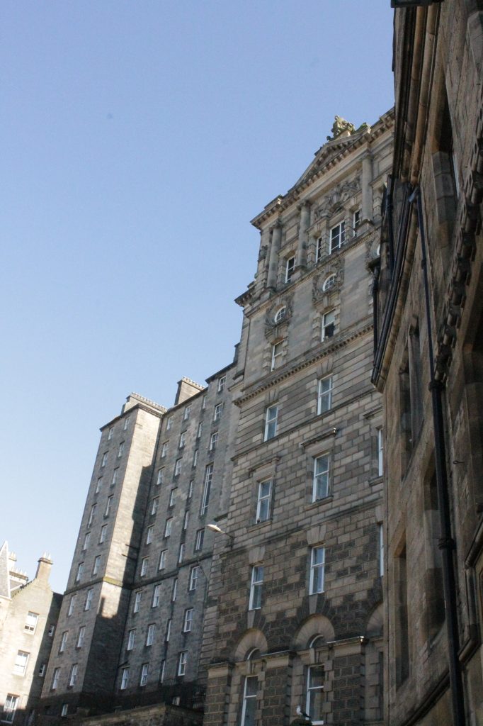 marykingsclose-3
