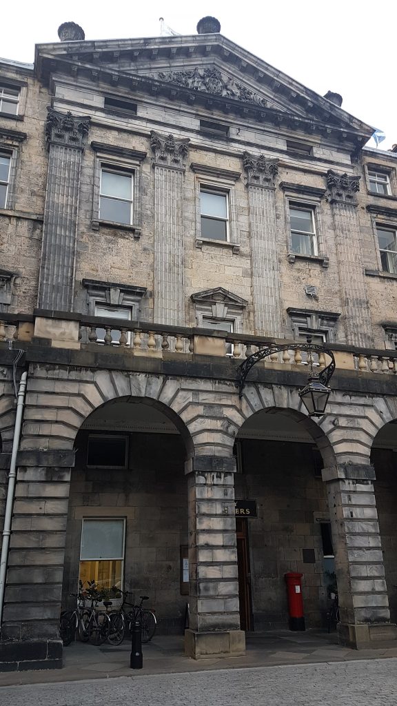 marykingsclose-4