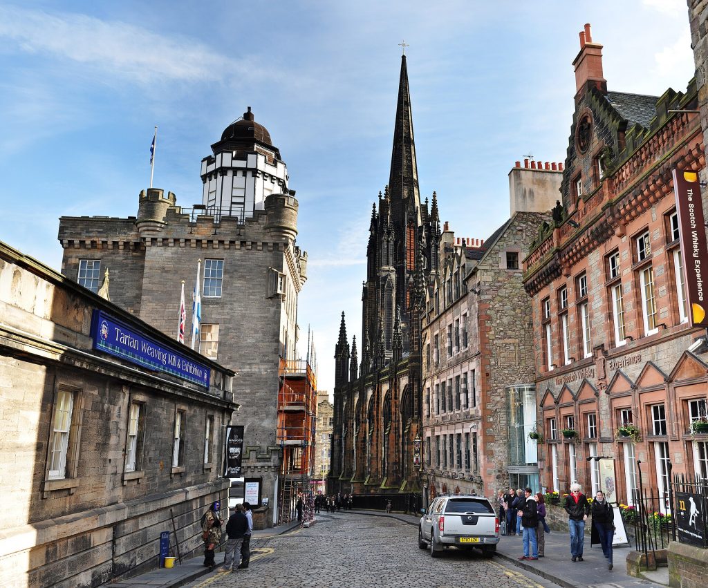 marykingsclose-6
